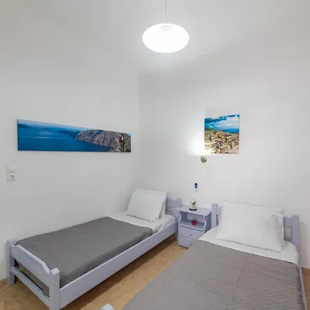 Hotel Santorininy Perissa (Santorini)